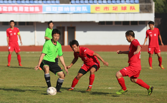 江苏超级足球联赛官网 - 2025赛季赛程+积分榜+视频直播绿茵传情！陆丰市三甲“贺岁杯”足球邀请赛燃情开幕